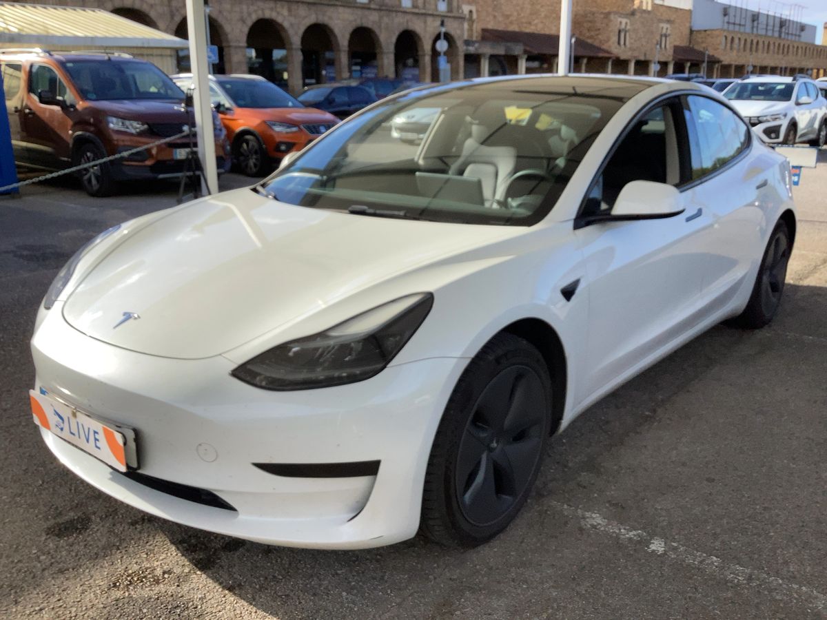 Tesla Model 2023