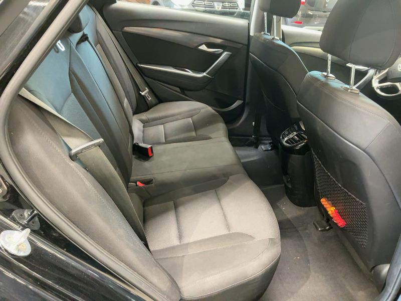Hyundai i40 1.7 CRDi Style — zdjęcie 14