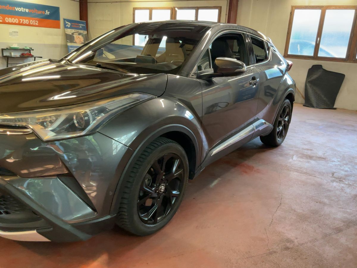 Toyota C-HR d'occasion