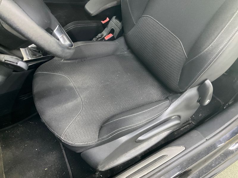 Citroen DS3 1.6 HDi SoChic 2015 – снимка 29