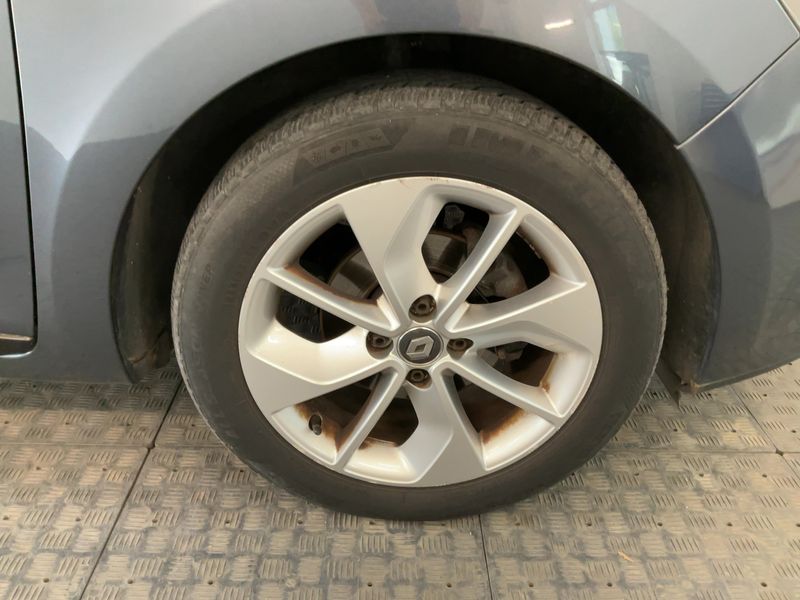 Renault Clio 1.2 Limited 2017 – снимка 11