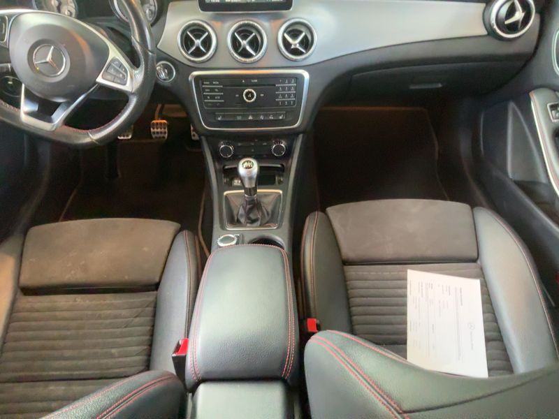 Mercedes-Benz CLA-Klasse CLA 200 Shooting Brake AMG Line — zdjęcie 12