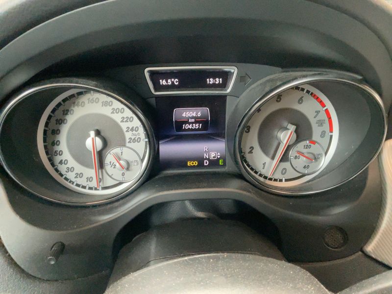 Mercedes-Benz CLA-Klasse CLA 200 Urban — zdjęcie 13