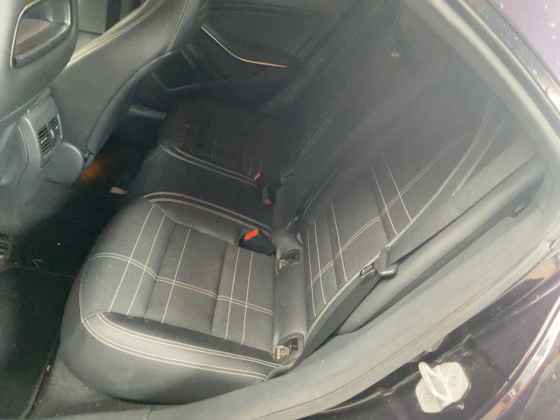 Mercedes-Benz CLA-Klasse CLA 200 Urban — zdjęcie 14