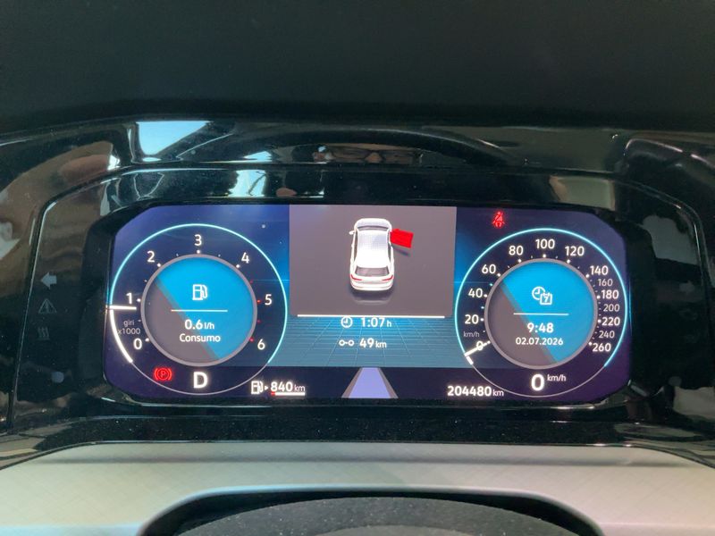 Volkswagen Golf VIII 2.0 TDI Life — zdjęcie 13