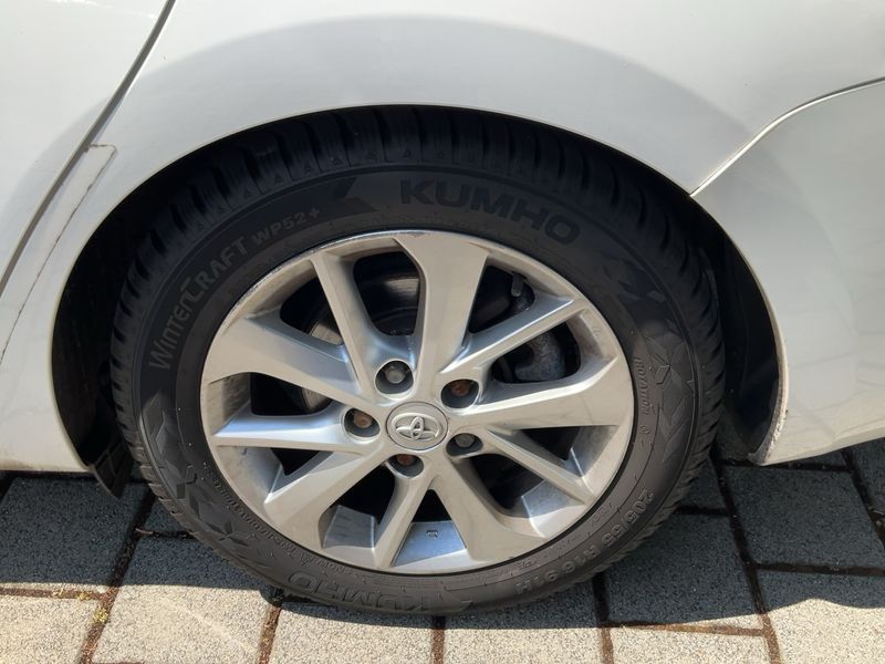 Toyota Auris Touring Sports 2.0 D-4D Life+ 2013 – снимка 5