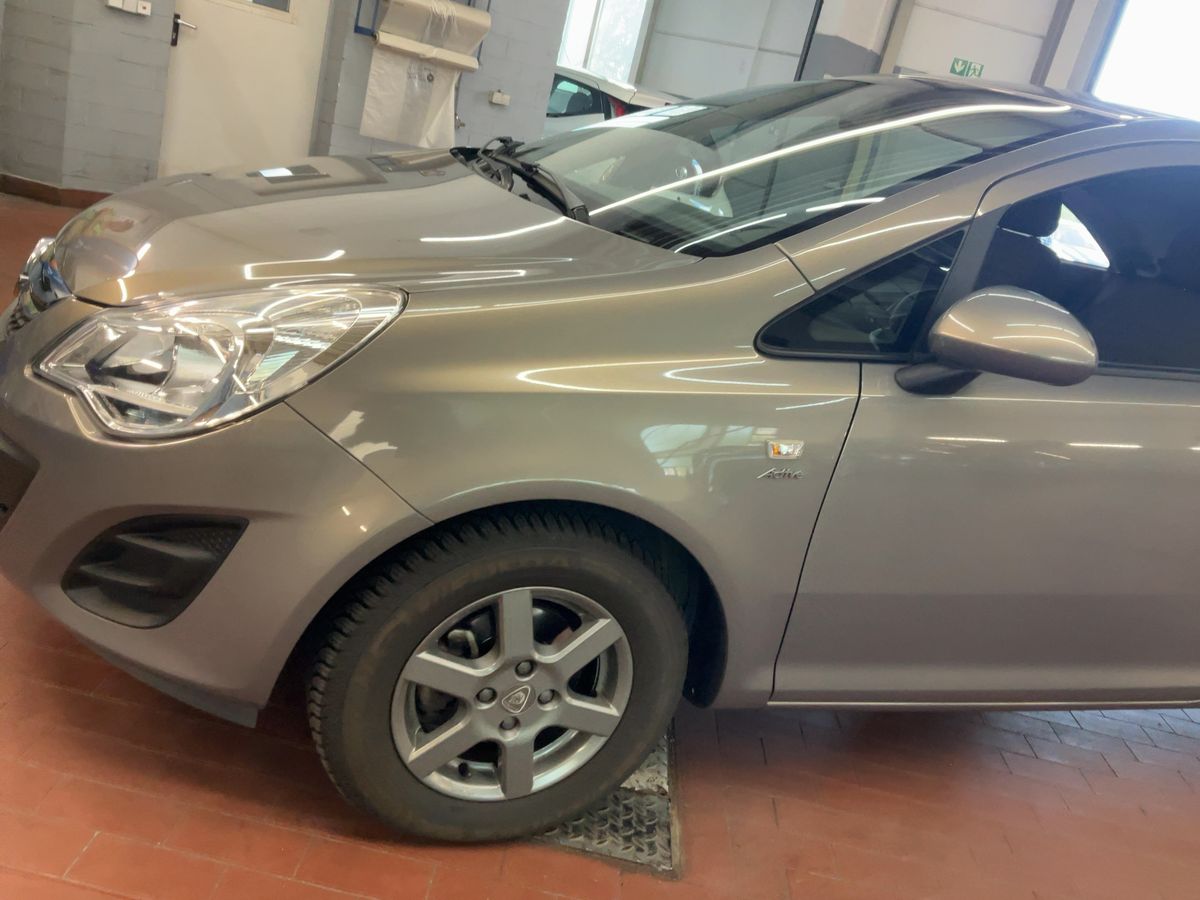 Opel Corsa 1.4 Active