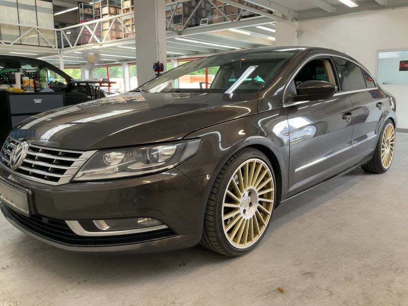 Volkswagen CC 2.0 TDI BlueMotion Tech — zdjęcie 2