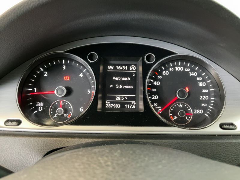 Volkswagen CC 2.0 TDI BlueMotion Tech — zdjęcie 13