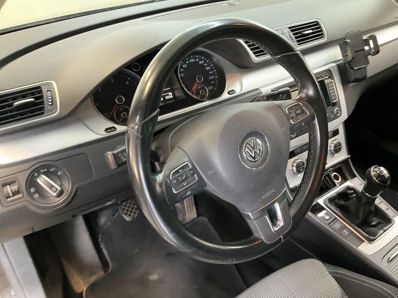 Volkswagen CC 2.0 TDI BlueMotion Tech 2014 – снимка 31