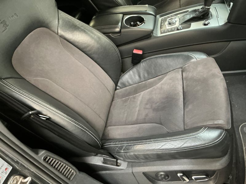 Audi Q7 3.0 V6 TDI quattro 2013 – снимка 34