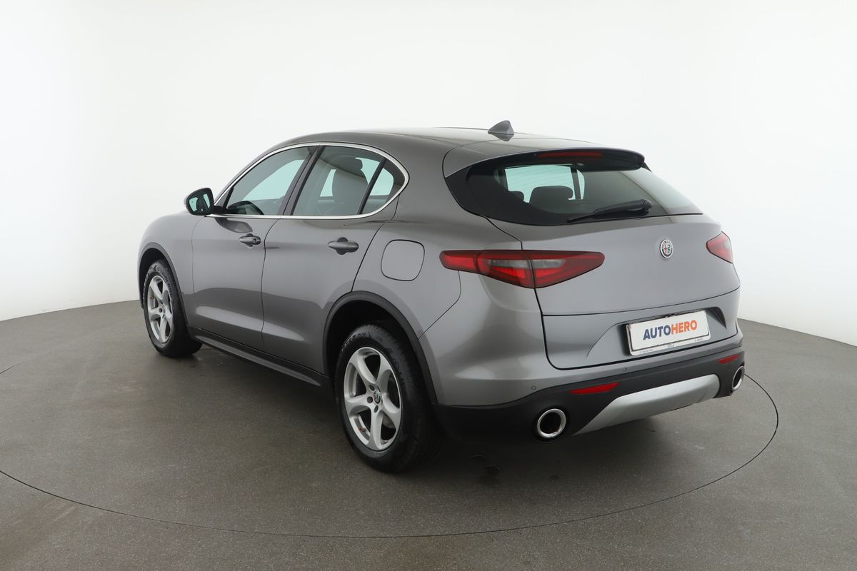 Alfa Romeo 2016