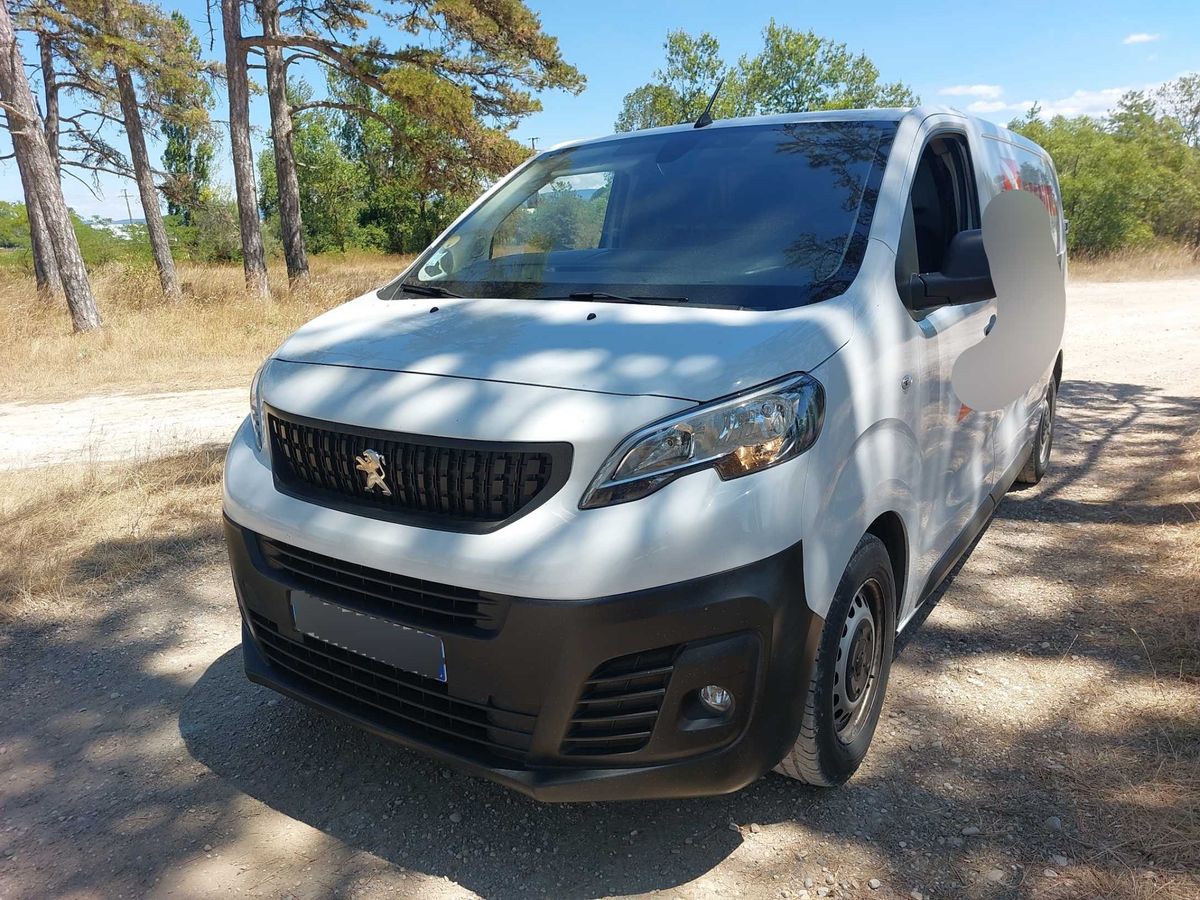Peugeot Expert 2022 — photo 1
