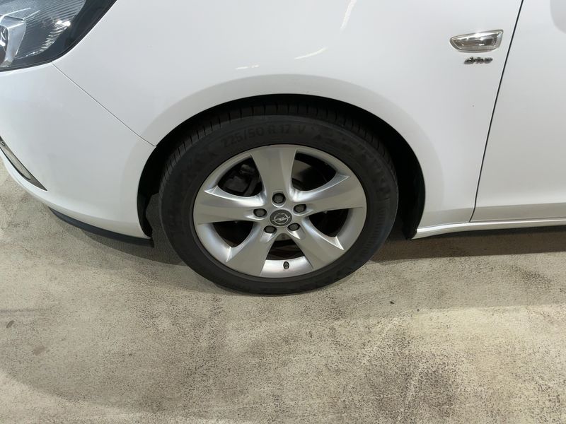 Opel Zafira Tourer 1.4 Turbo Drive 2016 – снимка 3