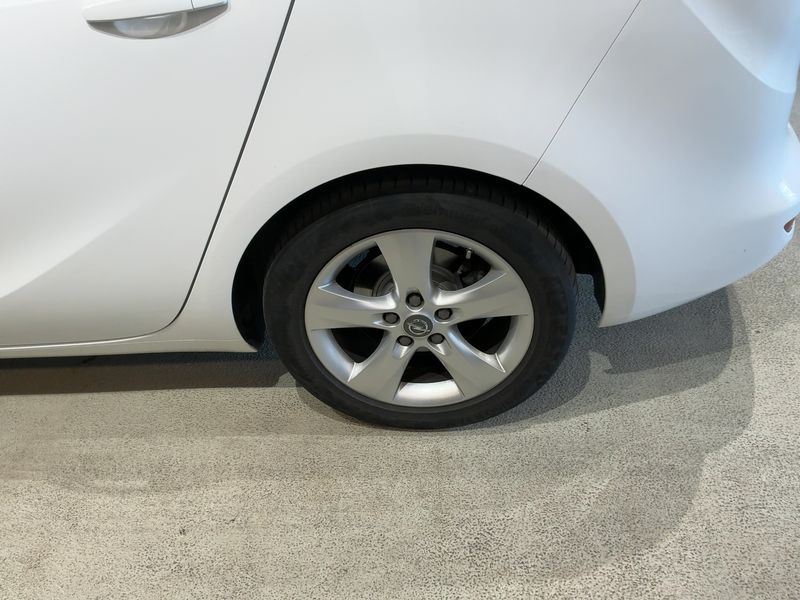 Opel Zafira Tourer 1.4 Turbo Drive 2016 – снимка 5