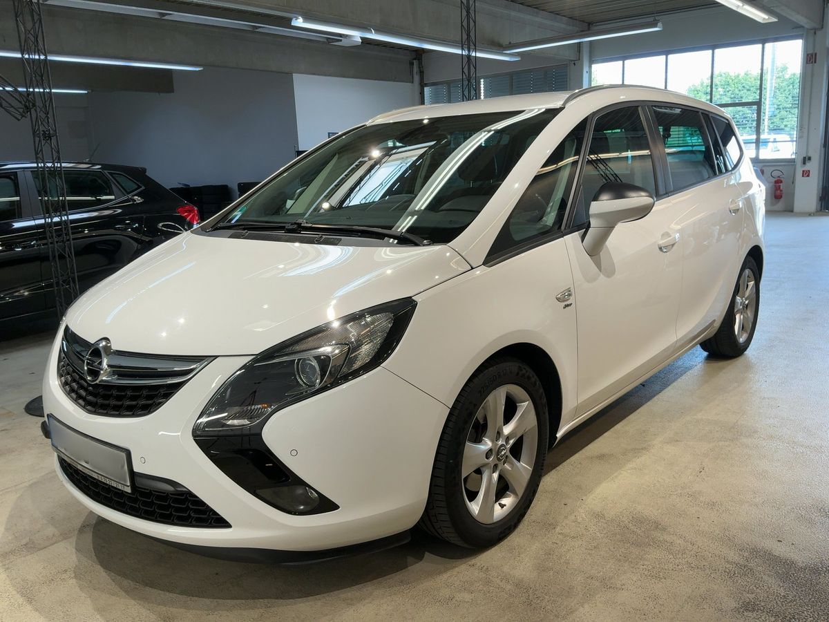 Opel Zafira 2016