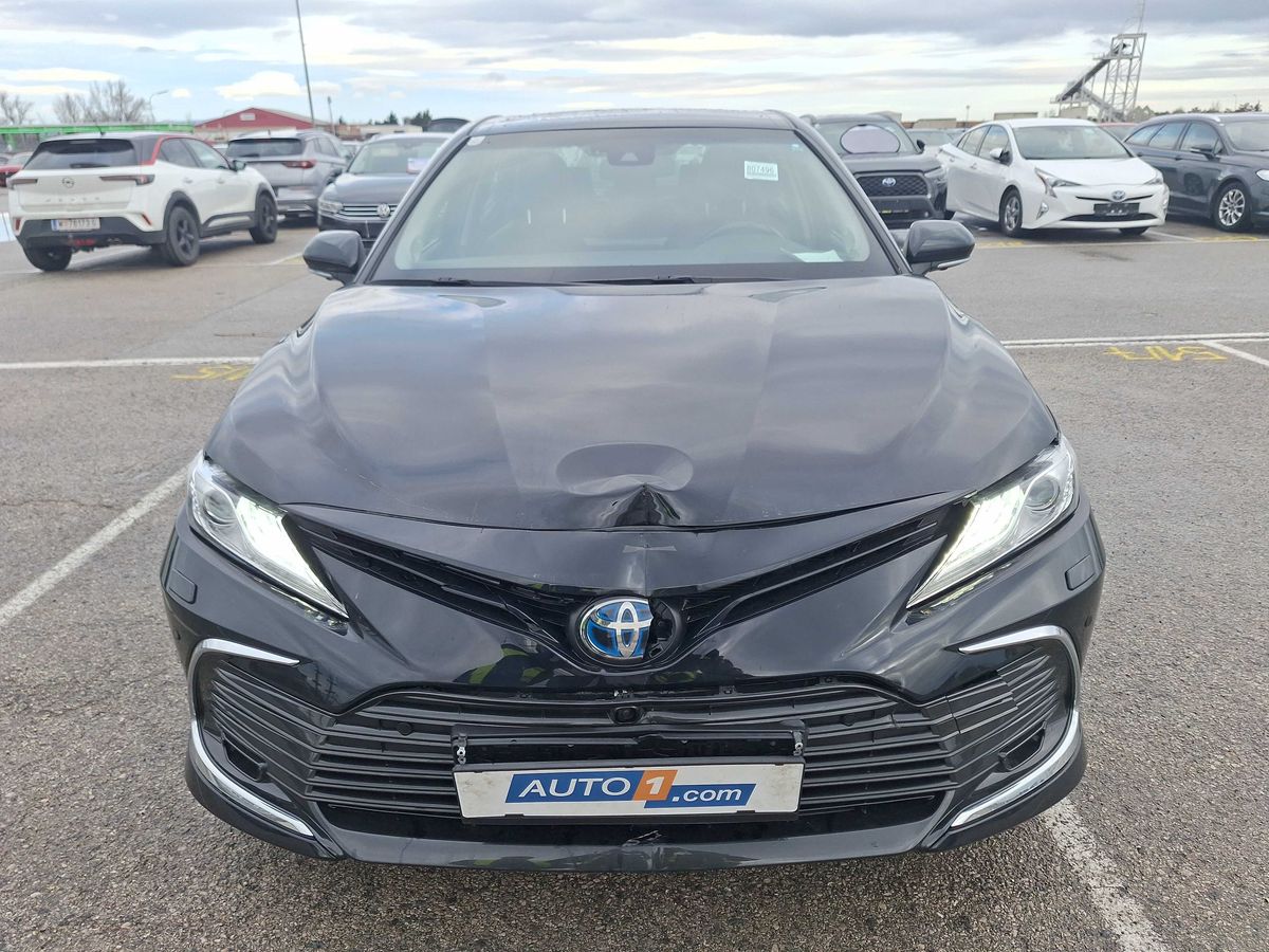 Toyota Camry 2024 — photo 8