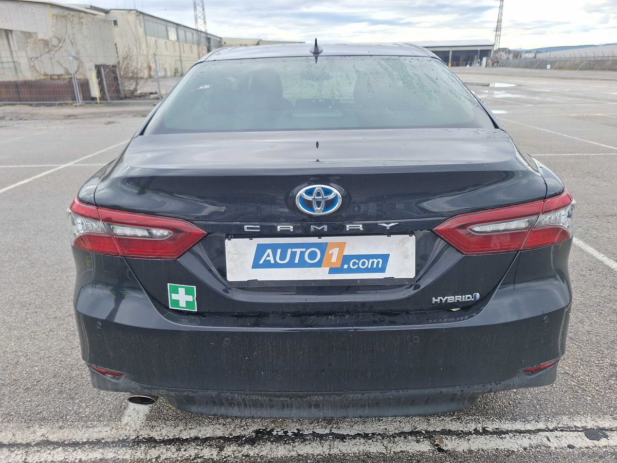 Toyota Camry 2024 — photo 5