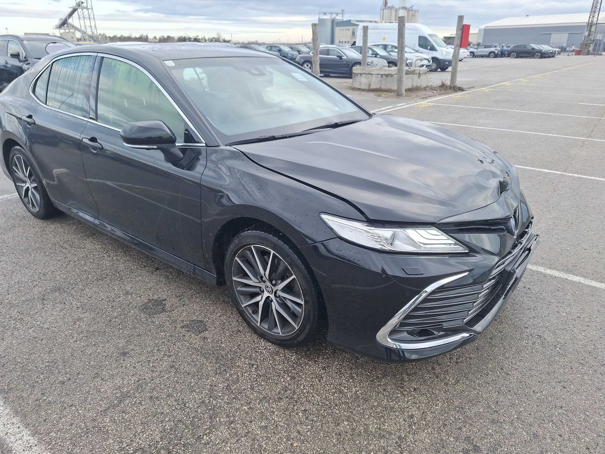 Toyota Camry 2024 — photo 7