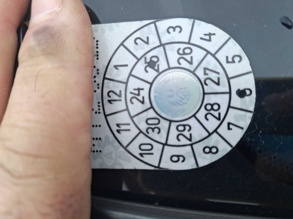 Toyota Camry 2024 — photo 18