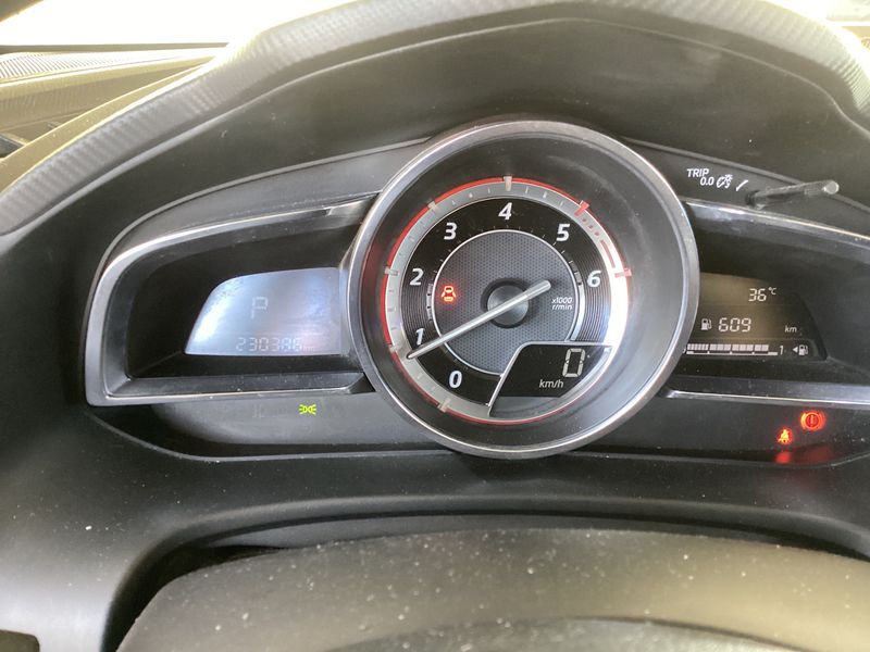 Mazda 3 2.2 Turbodiesel Sports-Line — zdjęcie 13