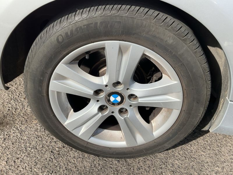 BMW 1er 120d 2008 – снимка 9