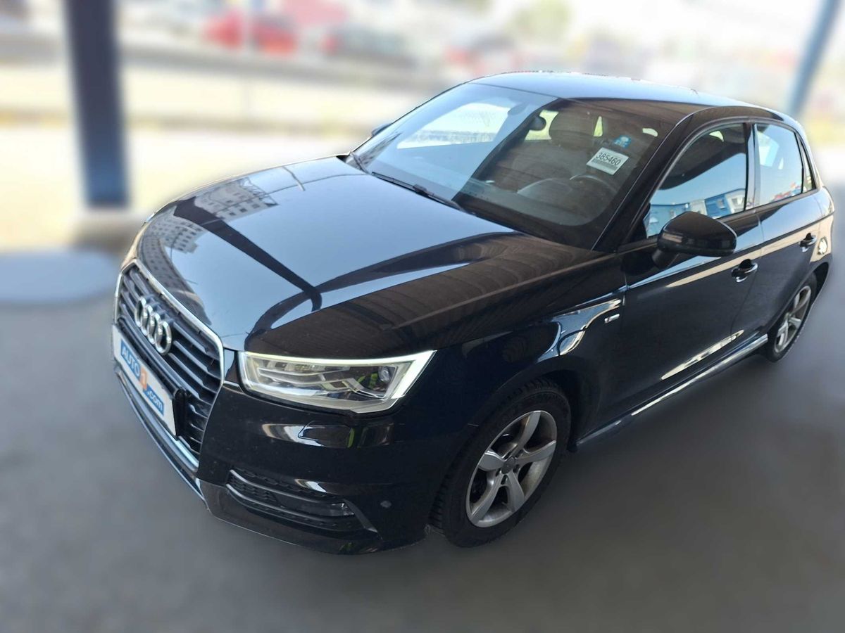 Audi A1 2015 — photo 1