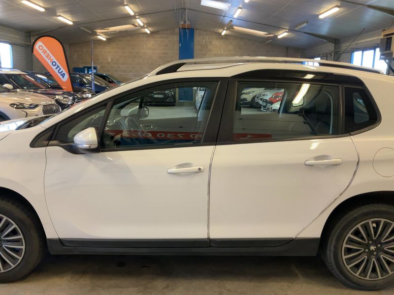 Peugeot 2008 1.2 VTi Active 2016 – снимка 4