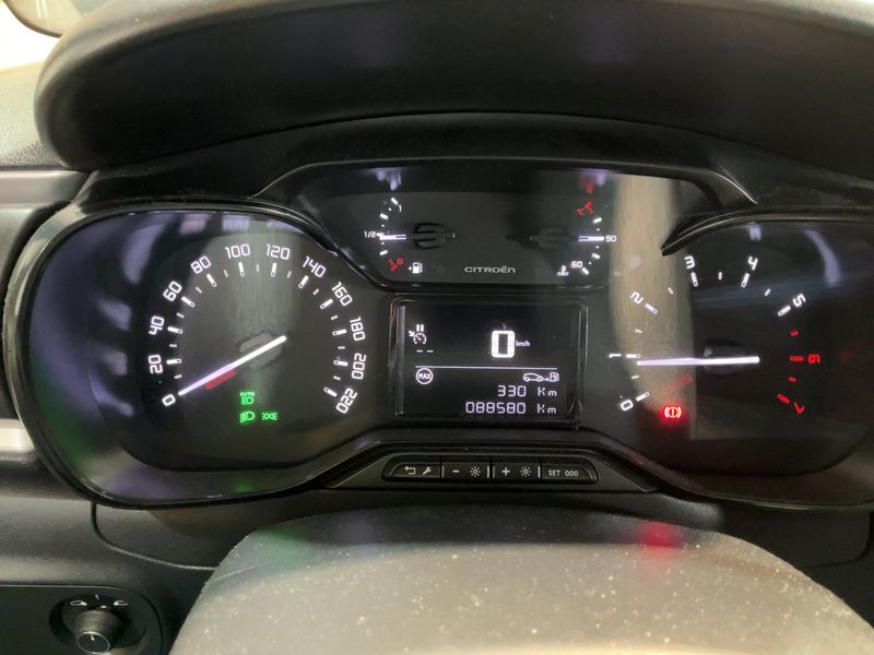Citroen C3 1.2 PureTech Shine — zdjęcie 13