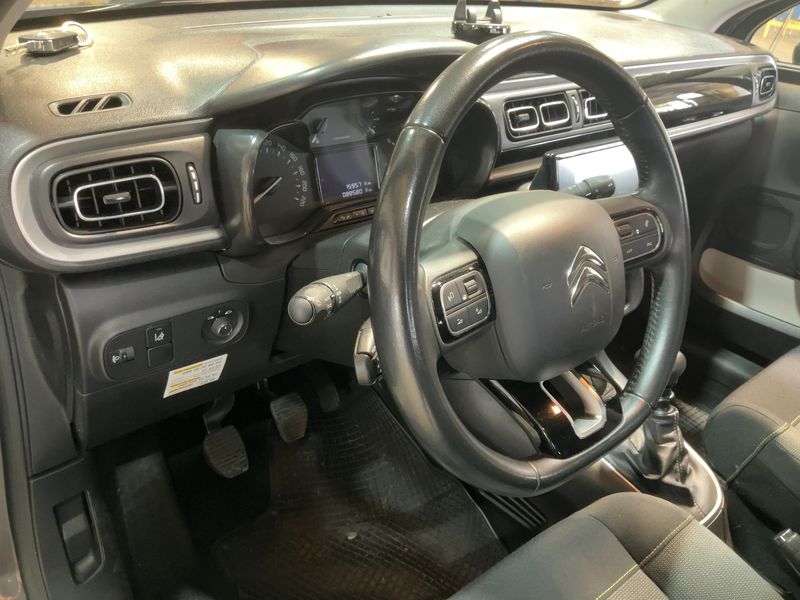 Citroen C3 1.2 PureTech Shine — zdjęcie 12