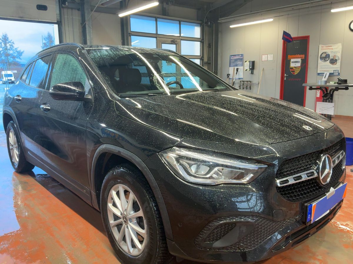 Mercedes-Benz GLA-Klasse 2022 — photo 13