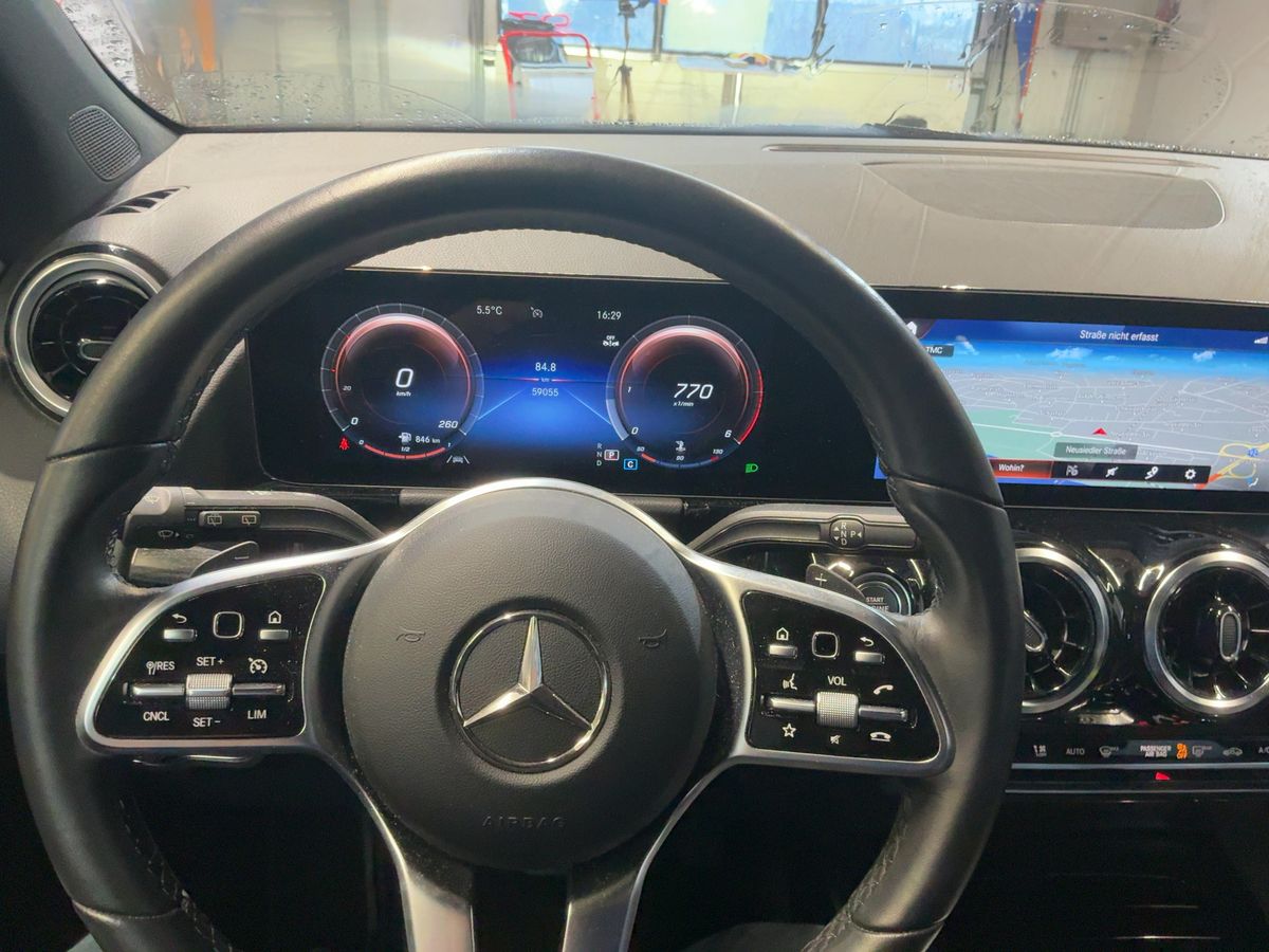 Mercedes-Benz GLA-Klasse 2022 — photo 19
