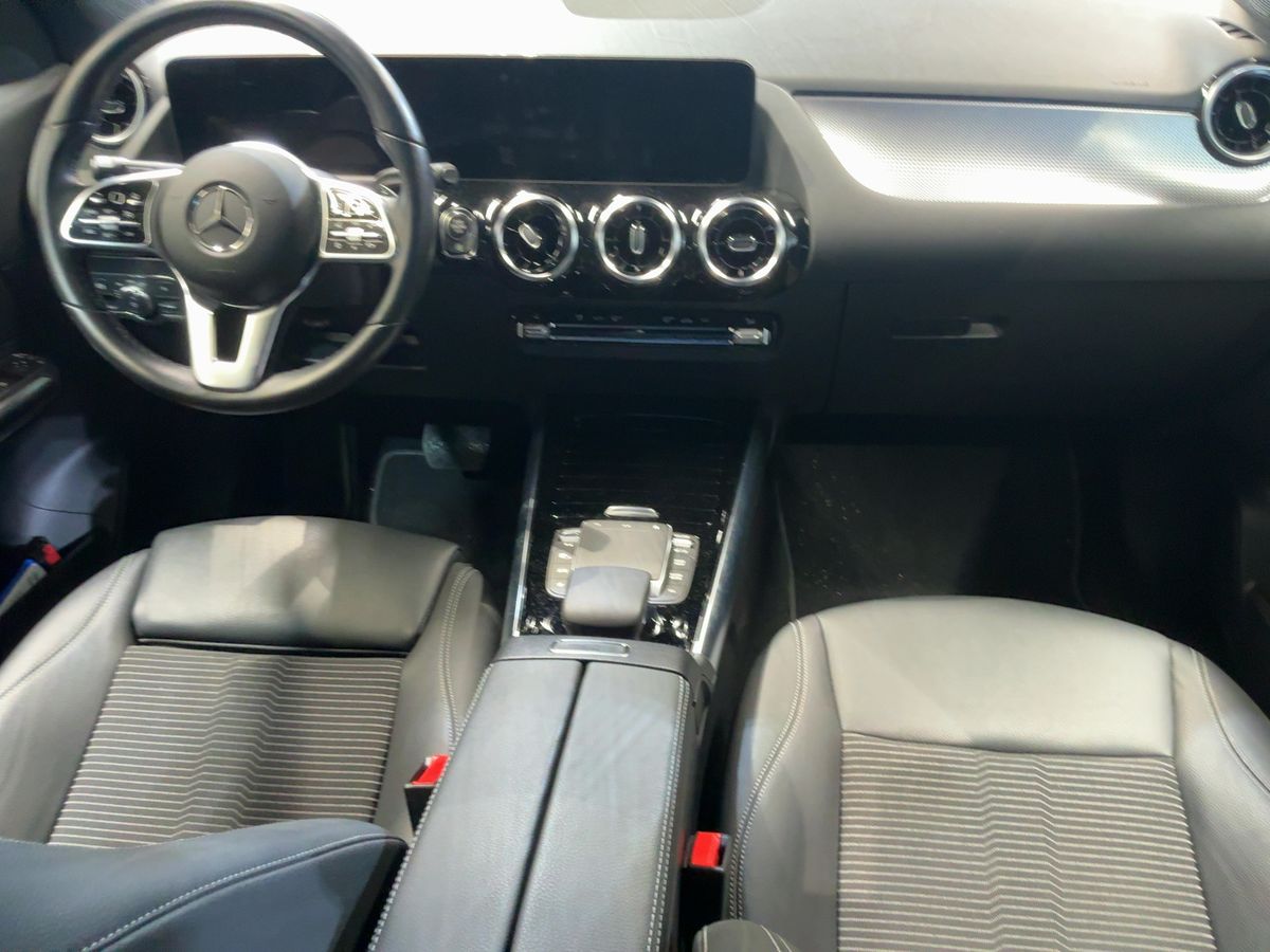Mercedes-Benz GLA-Klasse 2022 — photo 18