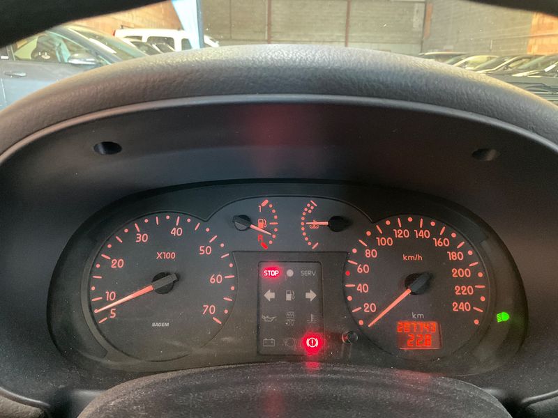Renault Clio 1.4 RXE 2000 – снимка 4
