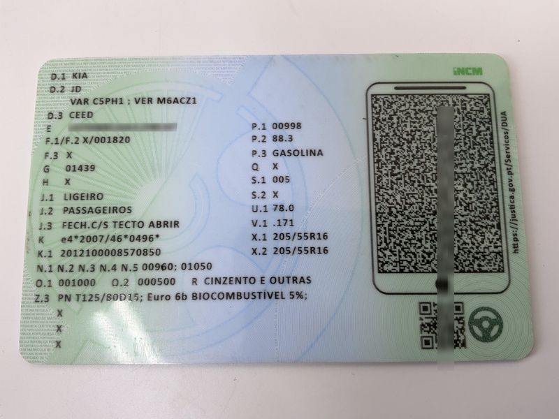 Kia cee'd 1.0 TGDI SW Silber — zdjęcie 15