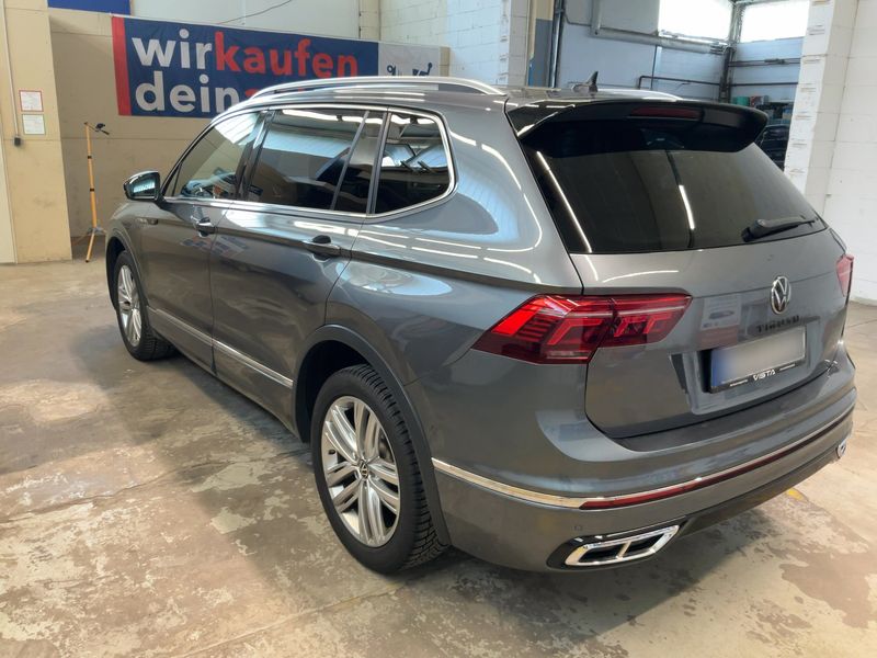 Volkswagen Tiguan Allspace 2.0 TDI R-Line 4Motion — zdjęcie 3