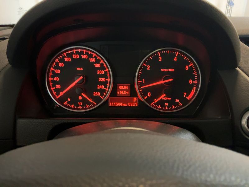 BMW X1 sDrive 18i — zdjęcie 13