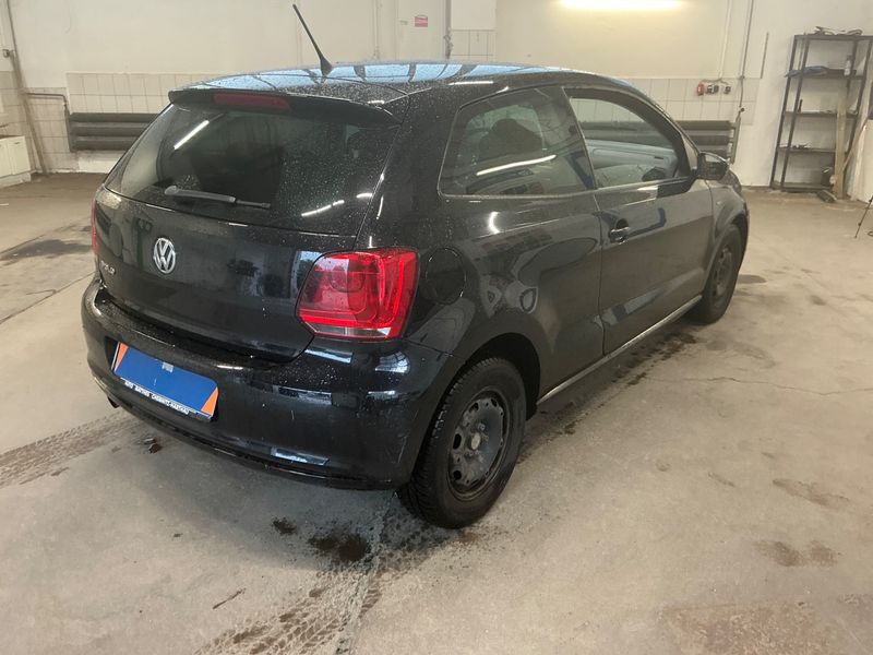 Volkswagen Polo 1.2 TSI Match 2012 – снимка 2