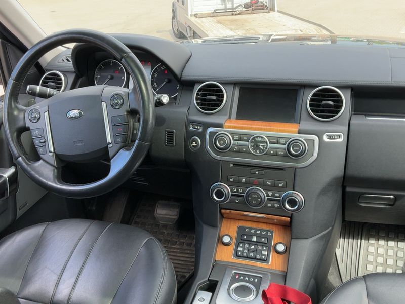 Land Rover Discovery 4 3.0 TD V6 SDV6 HSE — zdjęcie 12