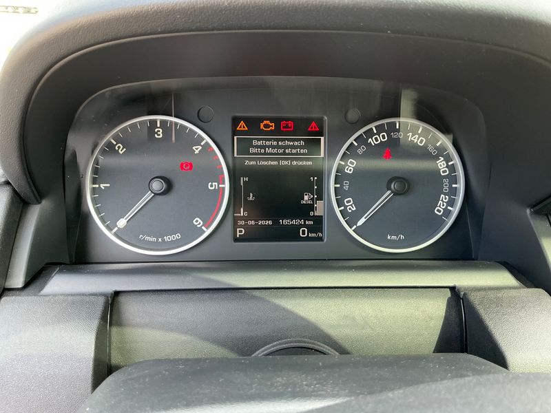 Land Rover Discovery 4 3.0 TD V6 SDV6 HSE — zdjęcie 13