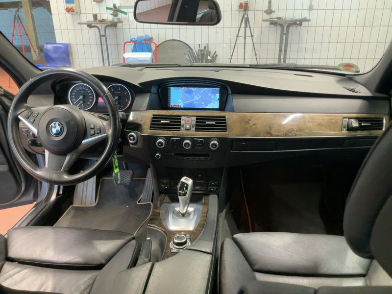 BMW 5er 530d xDrive Edition Lifestyle 2010 – снимка 17