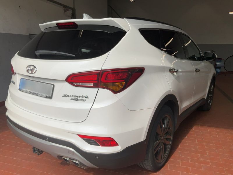 Hyundai Santa Fe 2.2 CRDi Premium 4WD — zdjęcie 6