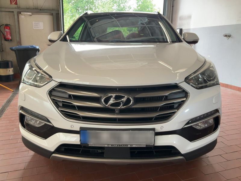 Hyundai Santa Fe 2.2 CRDi Premium 4WD — zdjęcie 9