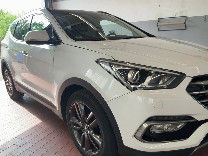 Hyundai Santa Fe 2.2 CRDi Premium 4WD — zdjęcie 8