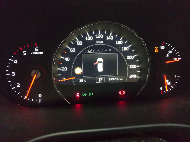 Kia Sorento 2.2 CRDi x-Tech 4WD 2018 – снимка 12