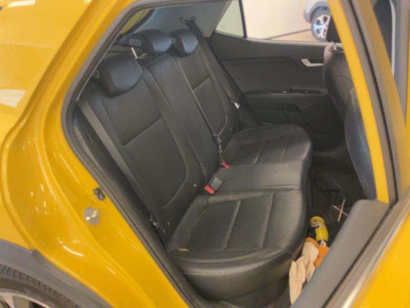 Kia Stonic 1.6 CRDi Edition 7 — zdjęcie 14