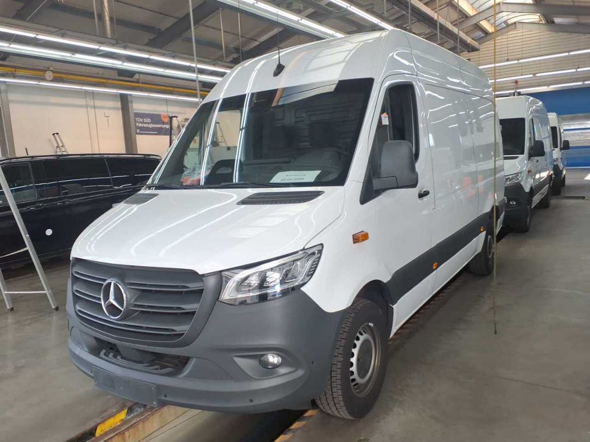 Mercedes-Benz Sprinter 2024