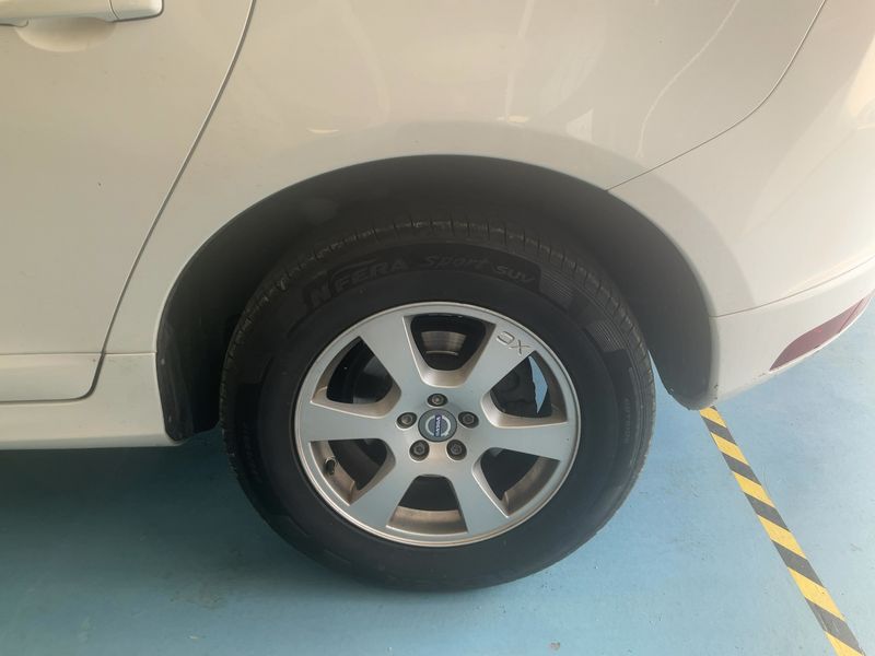 Volvo XC60 2.0 D3 Kinetic 2WD 2015 – снимка 5
