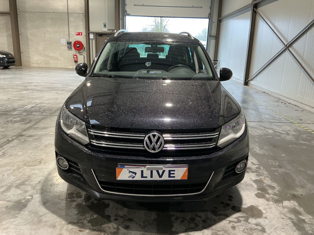Volkswagen Tiguan 2015 — photo 15