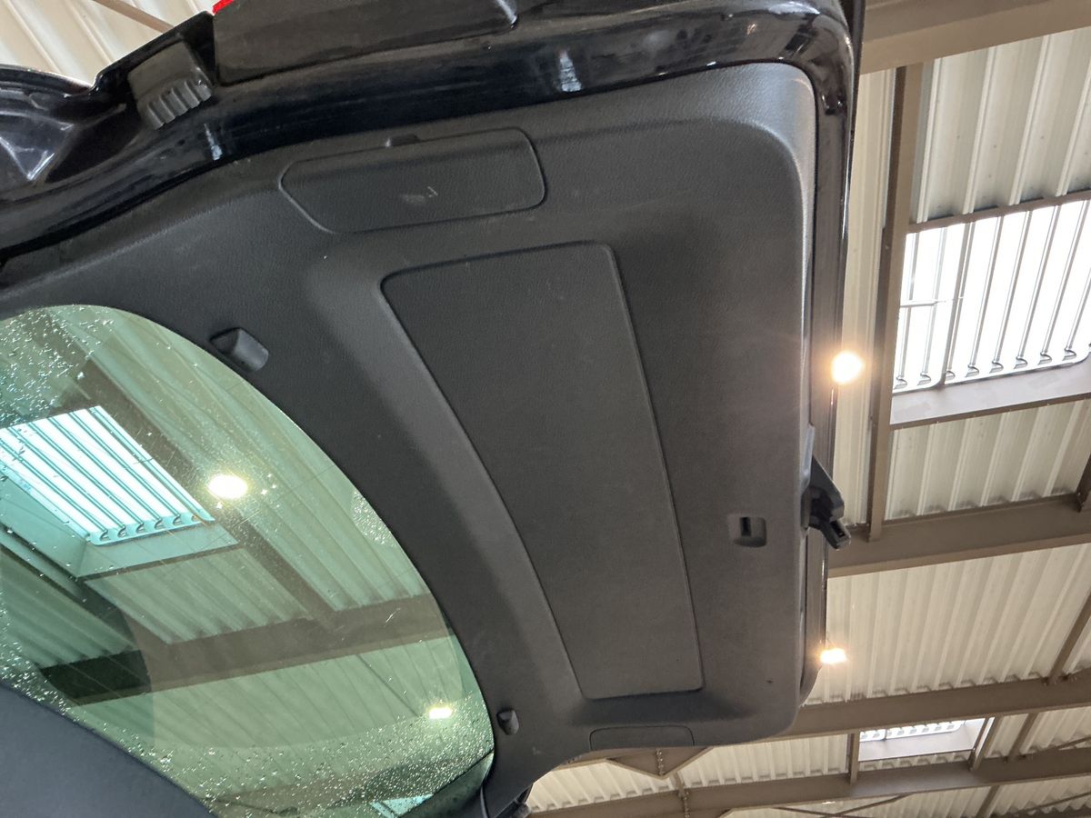 Volkswagen Tiguan 2015 — photo 30